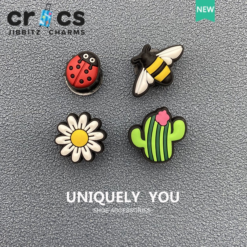 Crocs jibbitz จี้การ์ตูนเต่าทอง ผึ้ง เดซี่ jibbitz พืช ซีรีส์ เข็มกลัดรองเท้า DIY ตกแต่งหัวเข็มขัด แฟชั่น อุปกรณ์เสริม