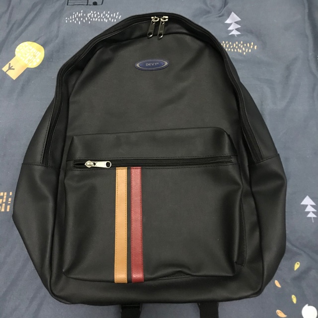กระเป๋าเป้ สะพาย DEVY หนังสีดำ ของแท้100%