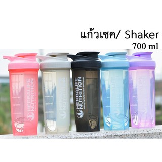 แก้วเชคโปรตีน shaker 700 ml มีสปริงบอลทุกใบ และมีหน่วยวัดปริมาณน้ำ