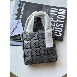 📮@1,499.-🔥🔥EXCELLENT VALUE 7 % 💯BAO BAO ISSEY MIYAKE LUCENT BOXY MINI TOTE BAG