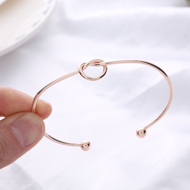 [YY] สร้อยข้อมือ ผูกปม ยุโรป อเมริกัน เข้ากับทุกการแต่งกาย diy สร้อยข้อมือแฟชั่น เรียบง่าย ความรัก เปิด สร้อยข้อมือ