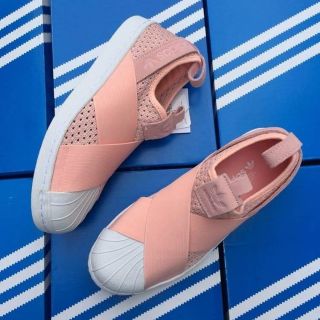 adidas Slip-on  ใส่แบบไม่ต้องผูกเชือก สีพีช Size 3.5UK - Size 6.5UK