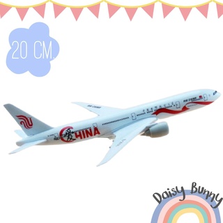 โมเดลเครื่องบิน(สินค้าส่งจากไทย) ขนาด 20CM. มีล้อ Air China Boeing 777-300ER B777