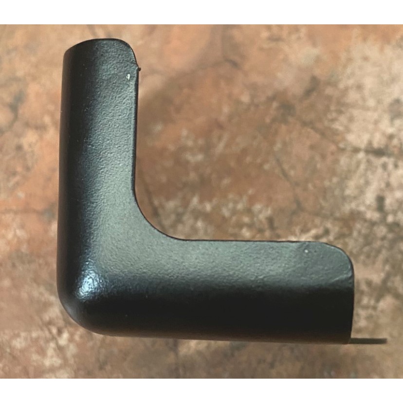 มุม 2 ขาขนาดเล็ก สีดำ แพ็คละ 8 ชิ้น   อุปกรณ์ลำโพง อุปกรณ์แร็ค ประกอบตู้