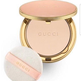 GUCCI POUDRE DE BEAUTÉ MATTE COMPACT POWDER