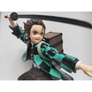 ฟิกเกอร์ โมเดล Kamado Tanjirou Figure 1/8 Scale from kimetsu no yaiba