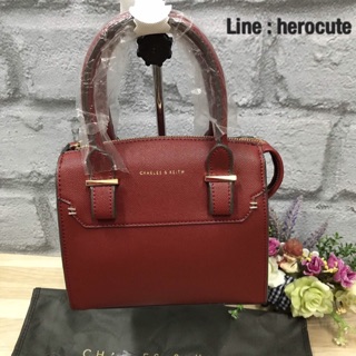 Charles &amp; Keith Structured Handbag ส่งหรีEMS