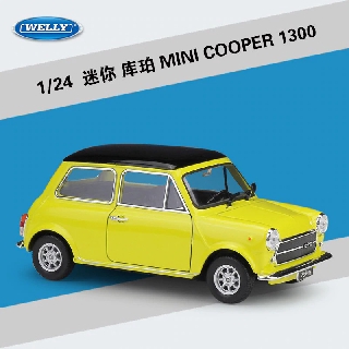 รถโมเดล WELLY 1:24 Mini Cooper 1300 เปิดประตูและกระโปรงหน้ารถได้ สีเหลือง