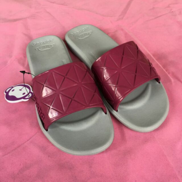 รองเท้าแตะ Monobo