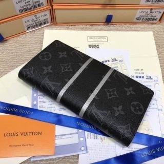 กระเป๋าสตางค์ Louis