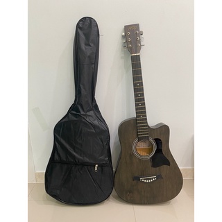 กระเป๋ากีตาร์โปร่ง ขนาด 38นิ้ว  กันฝุ่น กันแสง  Guitar bag สำหรับกีตาร์โปร่ง