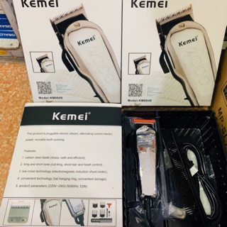 Kemei ปัตตาเลี่ยนตัดผม รุ่น KM8849 มาพร้อมหวีรอง4เบอร์ปัตตาเลี่ยนตัดผมผลิตจากวัสดุคุณภาพดีสายไฟในตัวตัดผม