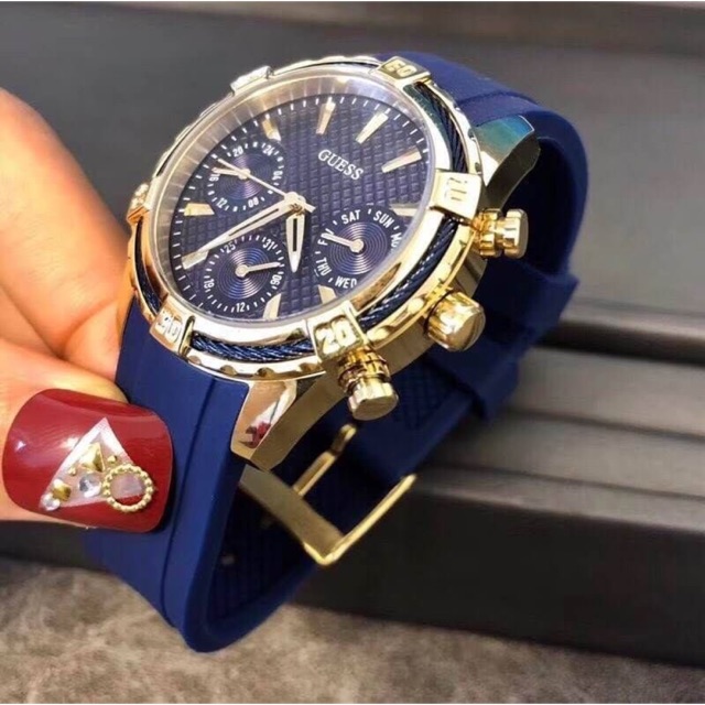 ส่งฟรี นาฬิกา Guess หญิง รับประกันแท้100% สินค้าราคาพิเศษ อุปกรณ์ครบ มี กล่องถุงป้าย คู่มือ ครบ