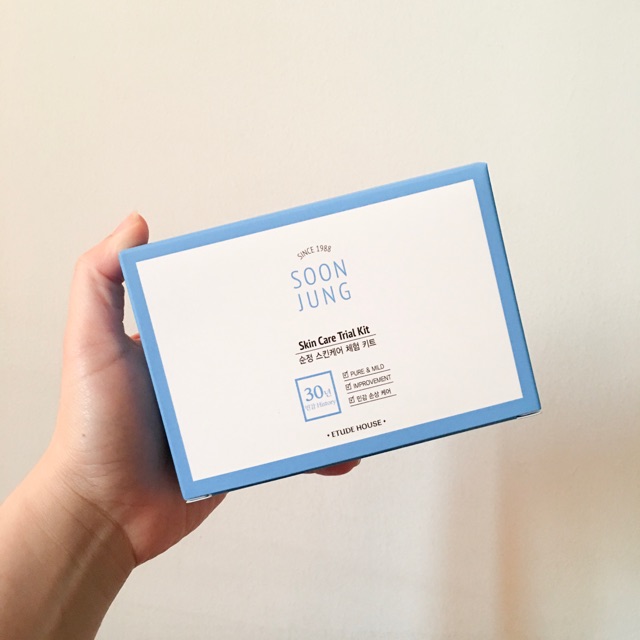 [สินค้าพร้อมส่ง] Soon Jung Kit - Etude House