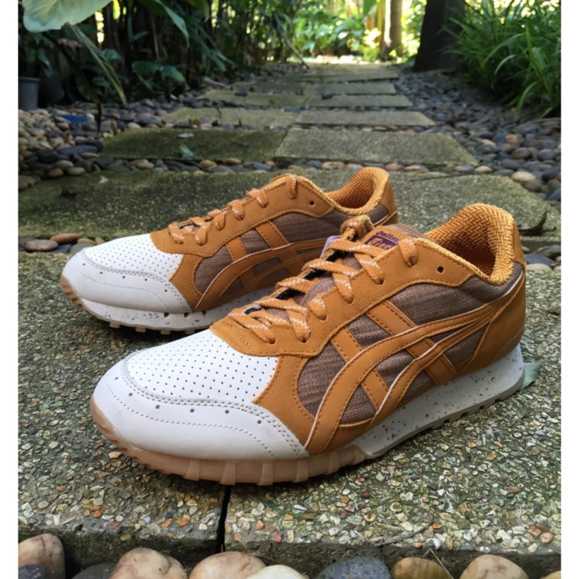 naturalizer ankle booties