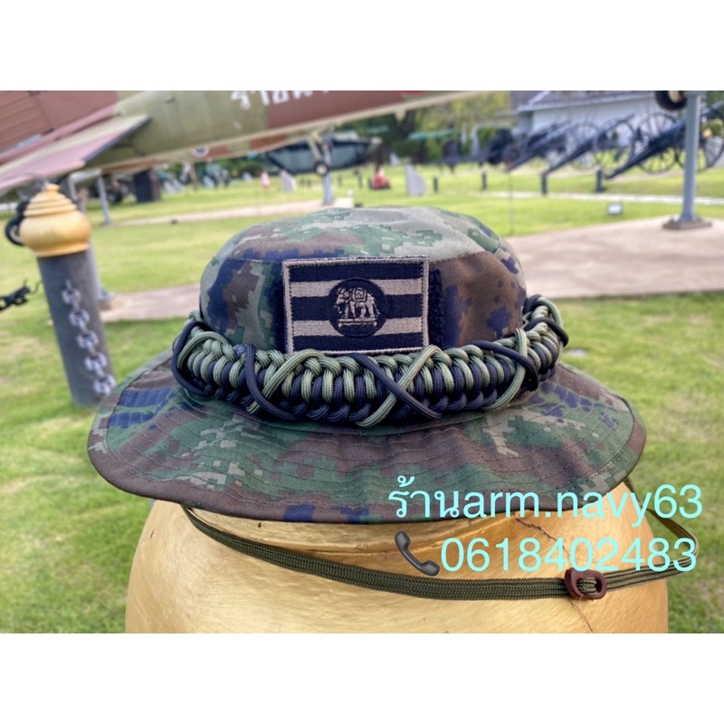 หมวกปีกสั้นถักเชือก ลายพรางทหารเรือ ติดตีนตุ๊กแกสีดำ หมวกถักเชือกพร้อมอาร์มติดตีนตุ๊กแกหน้าหมวก