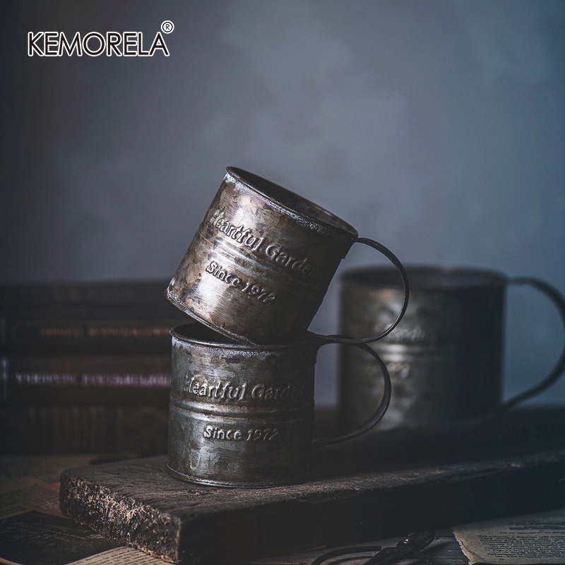 KEMORELA แก้วใส่เครื่องดื่ม เหล็กดัด พิมพ์ลายตัวอักษรภาษาอังกฤษ สไตล์วินเทจ สําหรับถ่ายภาพ ผลไม้ อาหาร บ้าน ห้องครัว