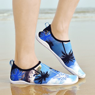 2018 new style water shoes ไม่ลื่นระบายอากาศน้ำรองเท้าดำน้ำว่ายน้ำบีโยคะน้ำถุงเท้า swimming shoes fitness shoes