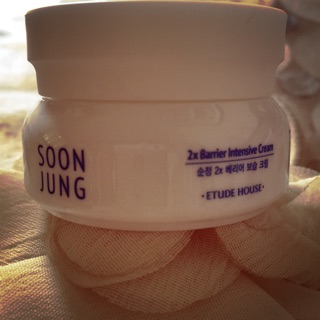 ครีมบำรุงผิวสำหรับผิวแพ้ง่าย soon jung etude