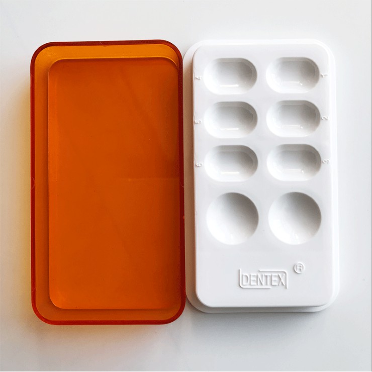 1ชิ้นทันตกรรม เทคนิค อะคริลิเรซิ่นฟันแรเงาแสงกล่องเก็บสีโทนนิ่ง