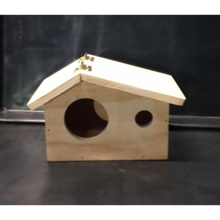 บ้านไม้เปิดหลังคาได้  บ้านหนูแฮมเตอร์ บ้านไม้นกขนาดเล็ก ขนาด 15x10x10 cm.