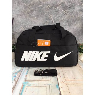 กระเป๋า Nike Luggage Bag แบบเรียบ