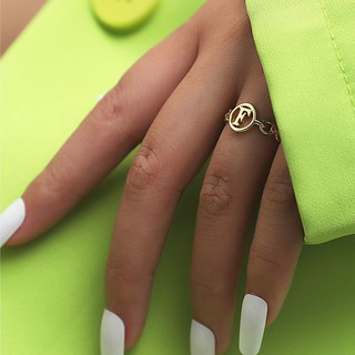 แหวนตัวอักษรสีทอง F letter cuff ring