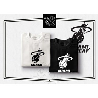 เสื้อคู่ เสื้อเชิ้ตกราฟิก NBA MIAMI - SDT Unisex Tshirt สําหรับผู้ชายและผู้หญิง - ยึดเสื้อยืด D fW@