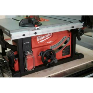 Milwaukee M18 โต๊ะเลื่อยไร้สาย รุ่น FTS210 มอเตอร์ Brushless ขนาด 8-1/4" (210mm)