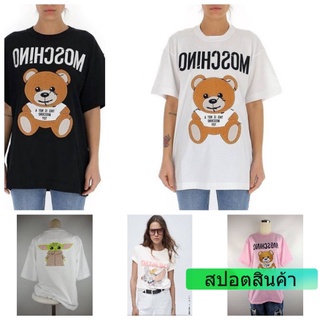 ROUND คอลูกเรือเสื้อยืดลำลองToolbox เสื้อยืด พิมพ์ลาย MOSCHINO TEDDY BEAR TOOLBOX THIS IS NOT TOY COUPLE FAMILY BRANDEDT