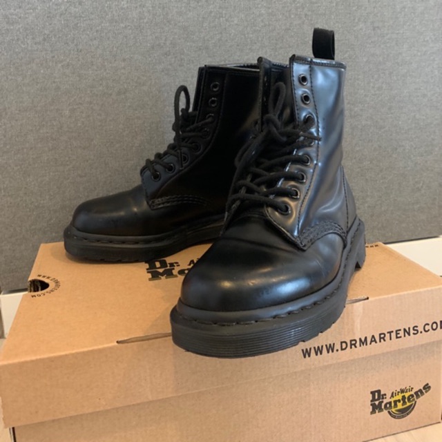 รองเท้า Dr.Martens แท้