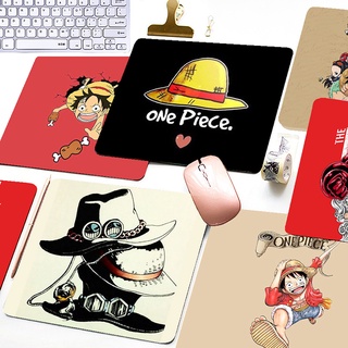 แผ่นรองเมาส์ พิมพ์ลายอนิเมะ One Piece กันลื่น สําหรับคอมพิวเตอร์ มัลติมีเดีย ใช้ในออฟฟิศ บ้าน