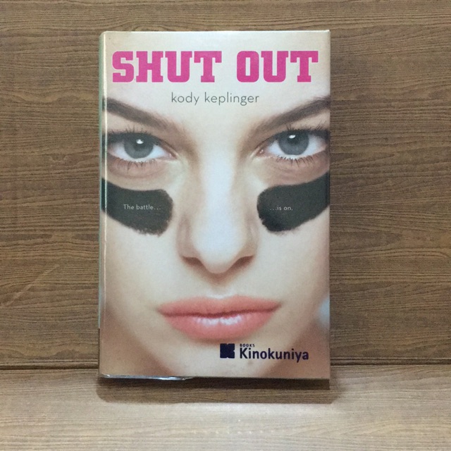 นิยายภาษาอังกฤษ เรื่อง Shut Out โดย Kody Keplinger