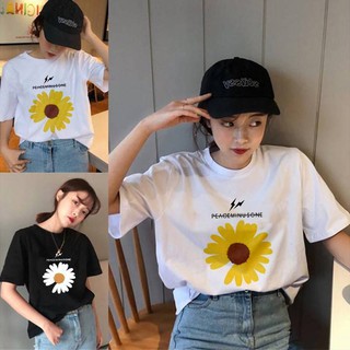 ⚛️TNB COCO1⚛️(802) เสื้อยืดทรงหลวม เสื้อผ้าแฟชั่นผู้หญิงเกาหลี oversize เสื้อคู่รักเสื้อยืดแขนสั้นเอวลอยวัยรุ่น ขาว สีดำ