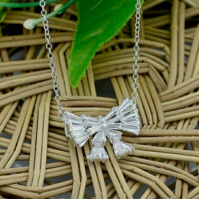 💎 สร้อยพร้อมจี้เพชรcz