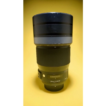 Sigma 135mm f/1.8 DG HSM Art Lens เมาส์ nikon  มือสอง ใช้คนเดียว