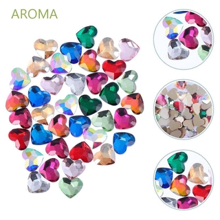 CHARMS Aroma สติ๊กเกอร์เพชรรูปหัวใจ 3 D สําหรับตกแต่งเล็บ 50 ชิ้น