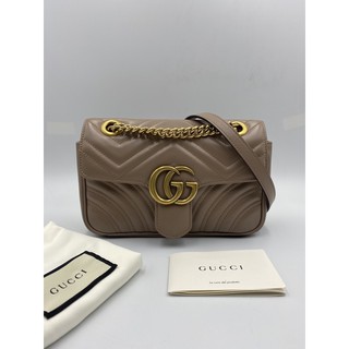 Like very newwww Gucci marmont 22 cm.beige y.2020