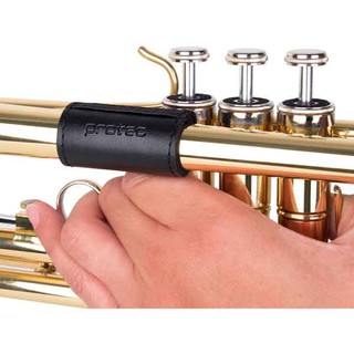 Protec Trumpet Padded Leather Finger Saver แผ่นหนังรองนิ้วสำหรับทรัมเป็ต โปรเทค