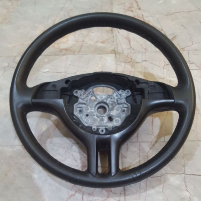 พวงมาลัย BMW E46