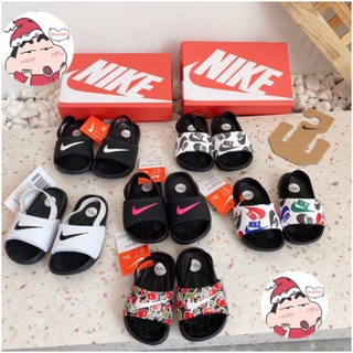 Nike Kawa Slide รองเท้าแตะเด็กรองเท้าแตะชายหาดรองเท้าเด็กแห้งเร็วกันน้ำบนรองเท้าเด็กวัยหัดเดิน