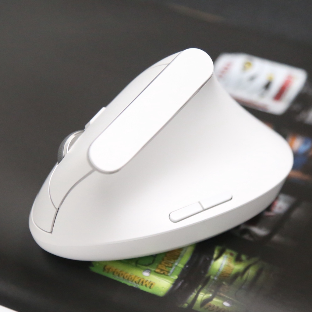 Delux M618C เมาส์เกมมิ่งไร้สาย แนวตั้ง 2.4G 6 ปุ่ม 1600 DPI แนวตั้ง หลากสีสัน - รูปที่ 6