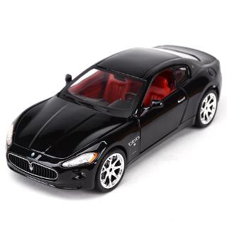 Bburago 1:24 2008 Maserati GranTurismo รถหล่อแบบคงที่โมเดลของเล่นงรถยนต์านอดิเรกของสะสม