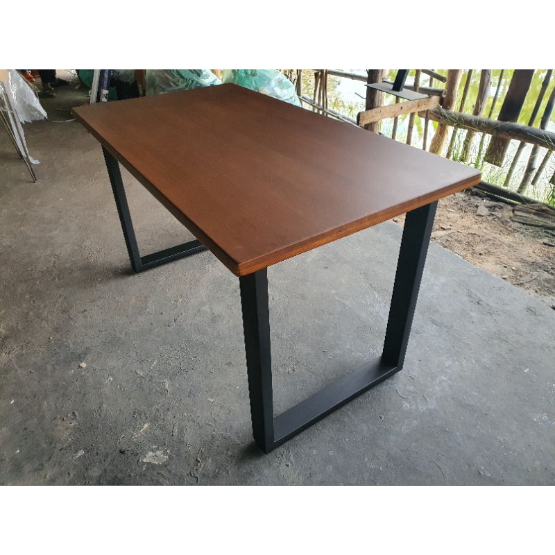 โต๊ะอาหาร โต๊ะทำงาน ไม้ยางพาราประสาน สีวอลนัทด้าน ขนาดกว้าง80cmxยาว120cmxสูง75cm