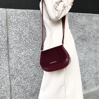 Saddle bag (burgundy) กระเป๋าสะพายใบเล็ก