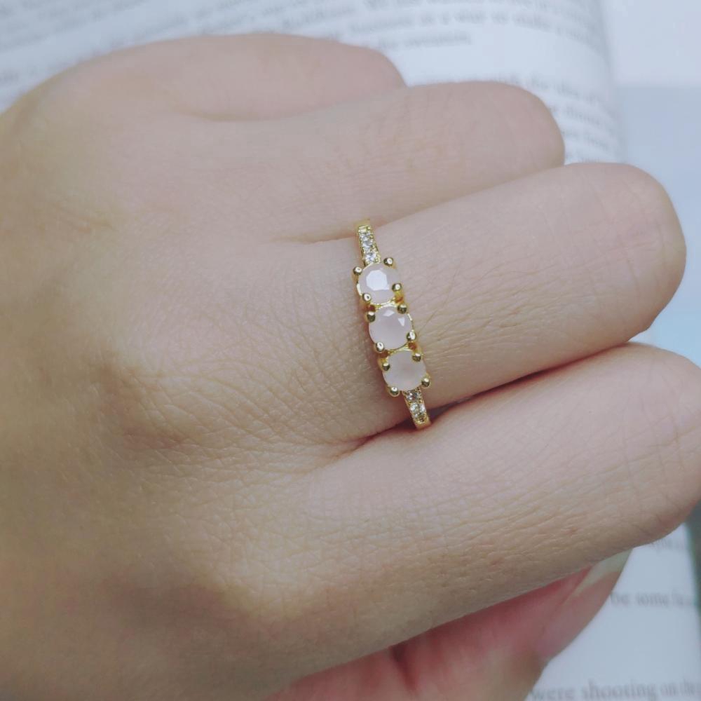 ZHOUYANG خاتم بأحجار ملوّنة — ذهبي — صورة 2