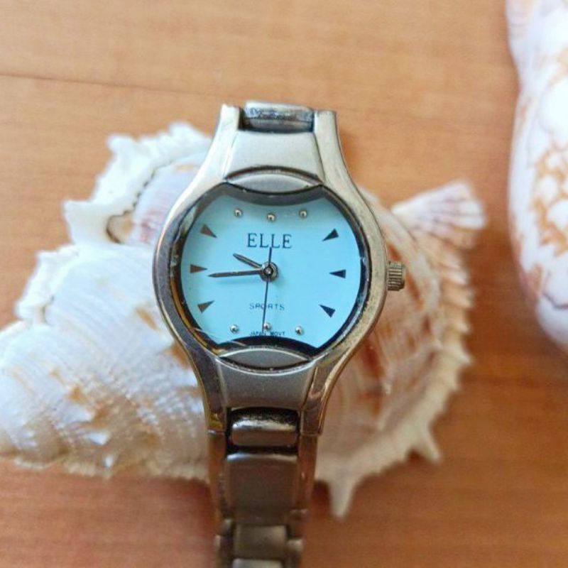 นาฬิกาแบรนด์เนมฝรั่งเศสELLEหน้าปัดสีฟ้าสายสแตนเลส ของแท้ 100%มือสองสภาพสวย