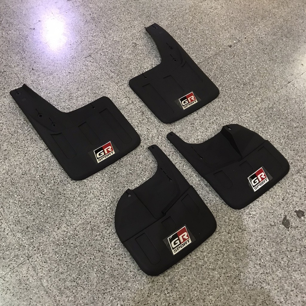 ยางกันโคลน Revo 2015 2017 2019 2021 2022 แค๊ป 4 ประตู  z edition ลาย GR sport - รูปที่ 2