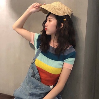 เสื้อครอปไหมพรมลาบทางสายรุ้งแขนสั้น