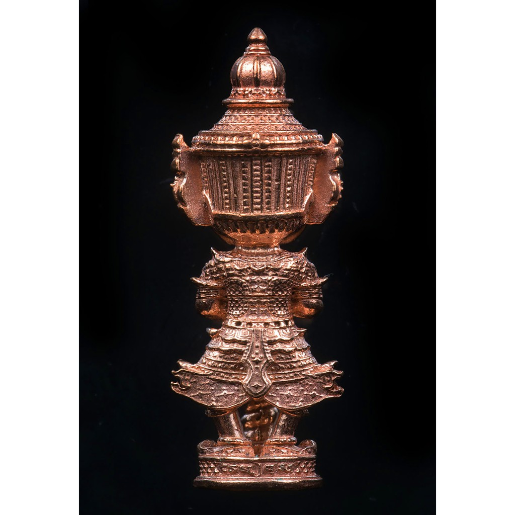 ท้าวเวสสุวรรณ รุ่นปกปักรักษา เนื้อทองชมพู พิมพ์ใหญ่ ขนาดความสูง 3.5 Cm  หมายเลข 142 พร้อมกล่องเดิม - Amulets_Showroom - Thaipick